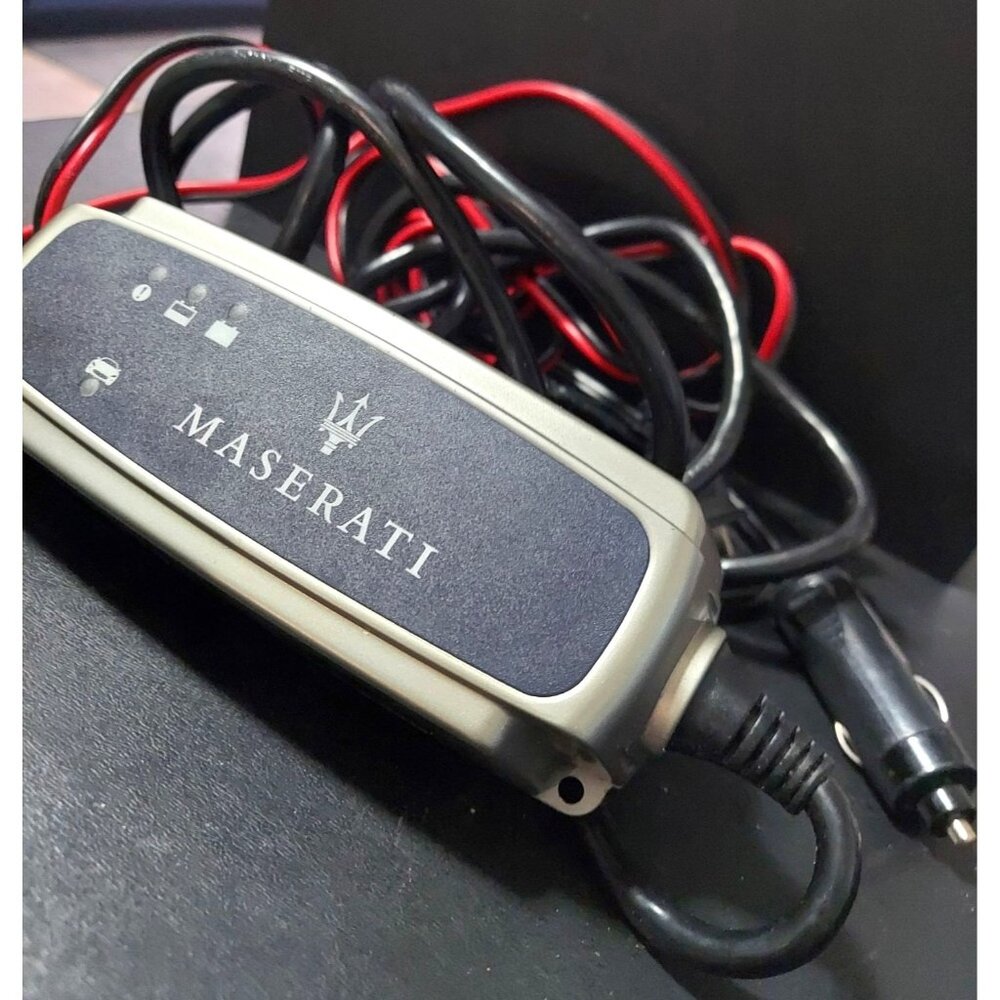 Maserati Car Battery Charger 12V Portable Device S03 T